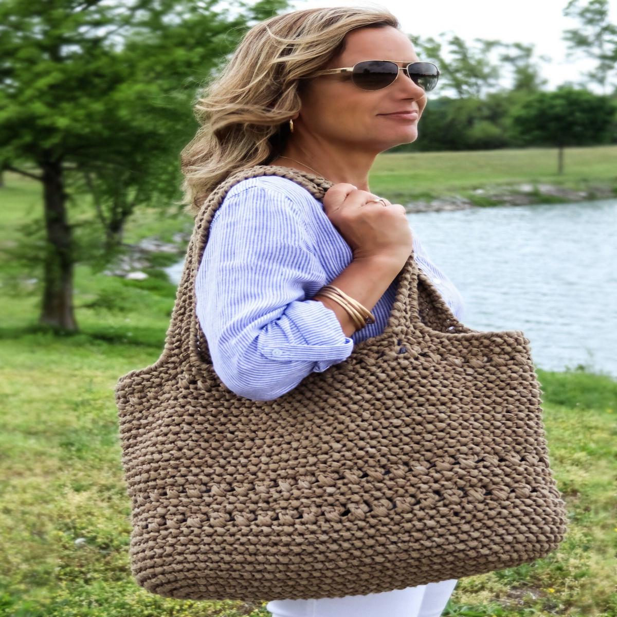 The Weekender Bag (Crochet)