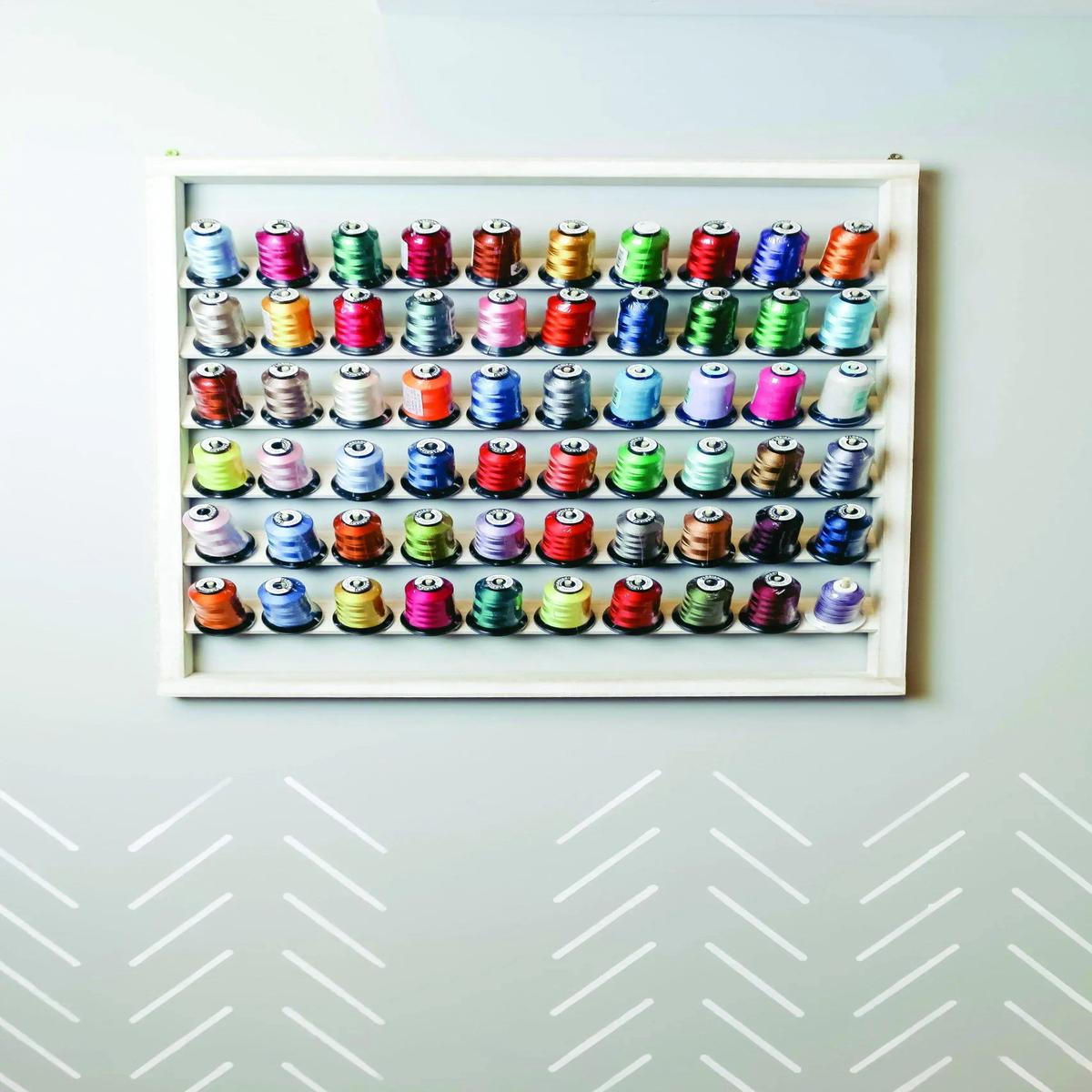 RNK WHITE-WASHED WOODEN THREADRACK