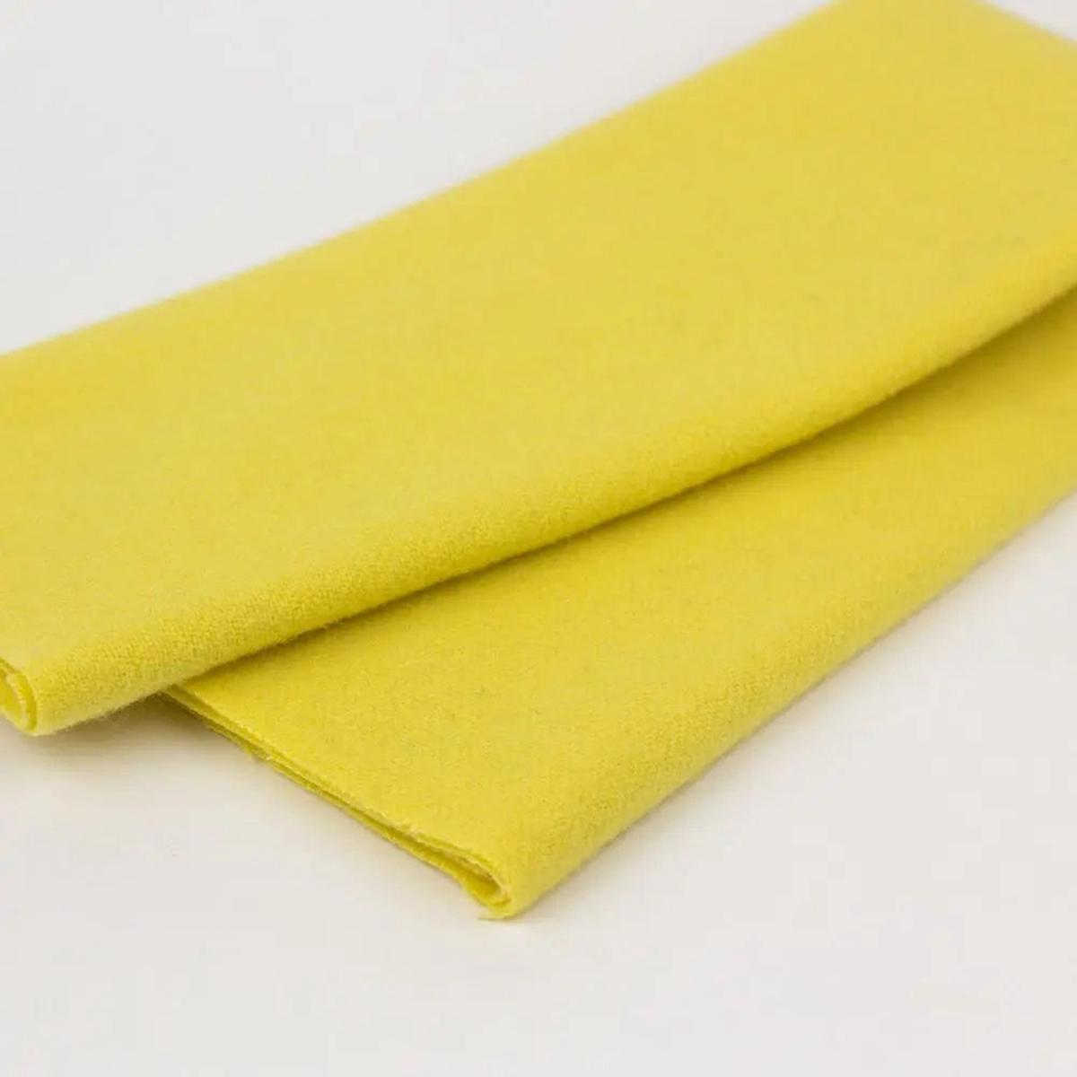 LN31 - Creamed Butter Merino Wool Fabric